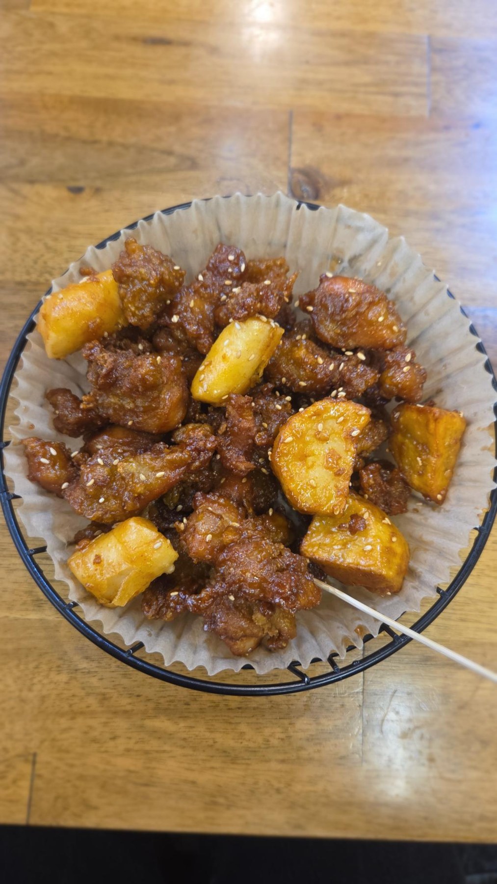 sweet fried chicken with potato at 6 Day Chicken, Seoul